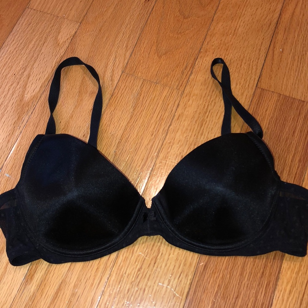 Victoria's Secret Black Smooth Padded Bra